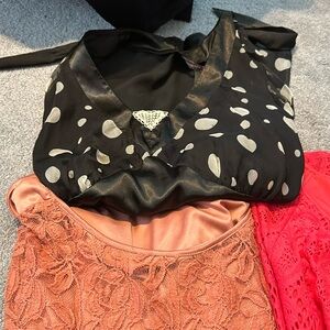 Different sizes long and short sleeve blouses